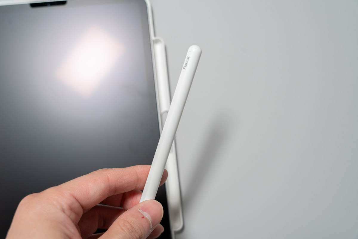 Mytrix iPadケースにはApple Pencilホルダーあり
