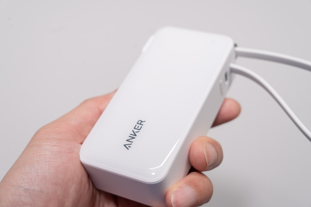 Anker Power Bank (10000mAh, Fusion, Built-In USB-C ケーブル)