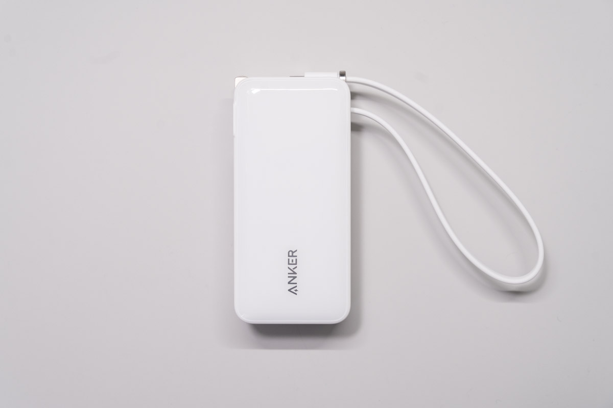 Anker Power Bank (10000mAh, Fusion, Built-In USB-C ケーブル)