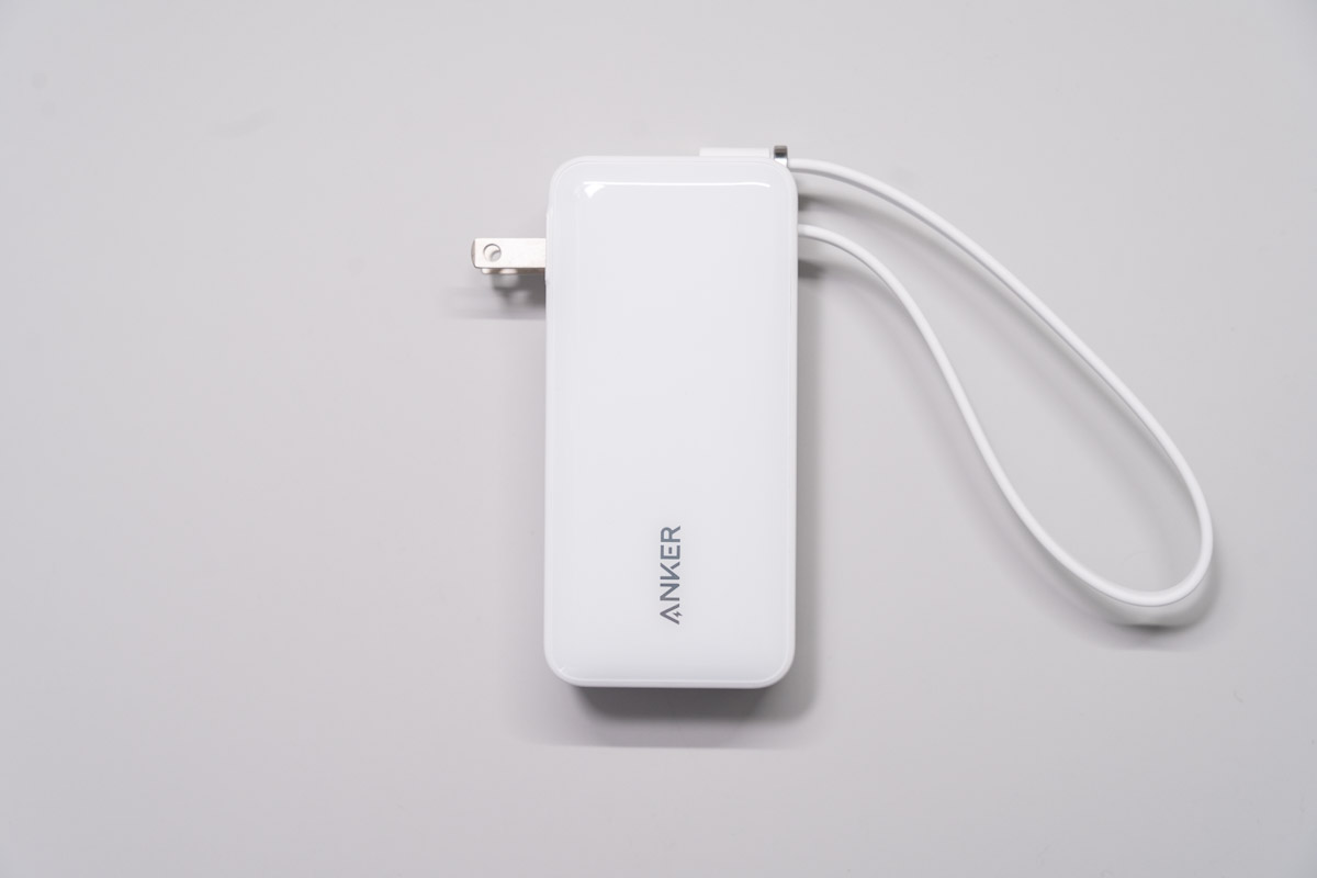 Anker Power Bank (10000mAh, Fusion, Built-In USB-C ケーブル)