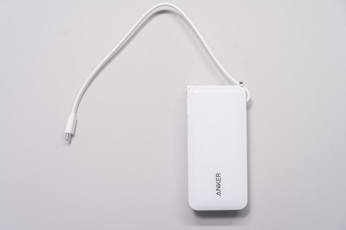 Anker Power Bank (10000mAh, Fusion, Built-In USB-C ケーブル)