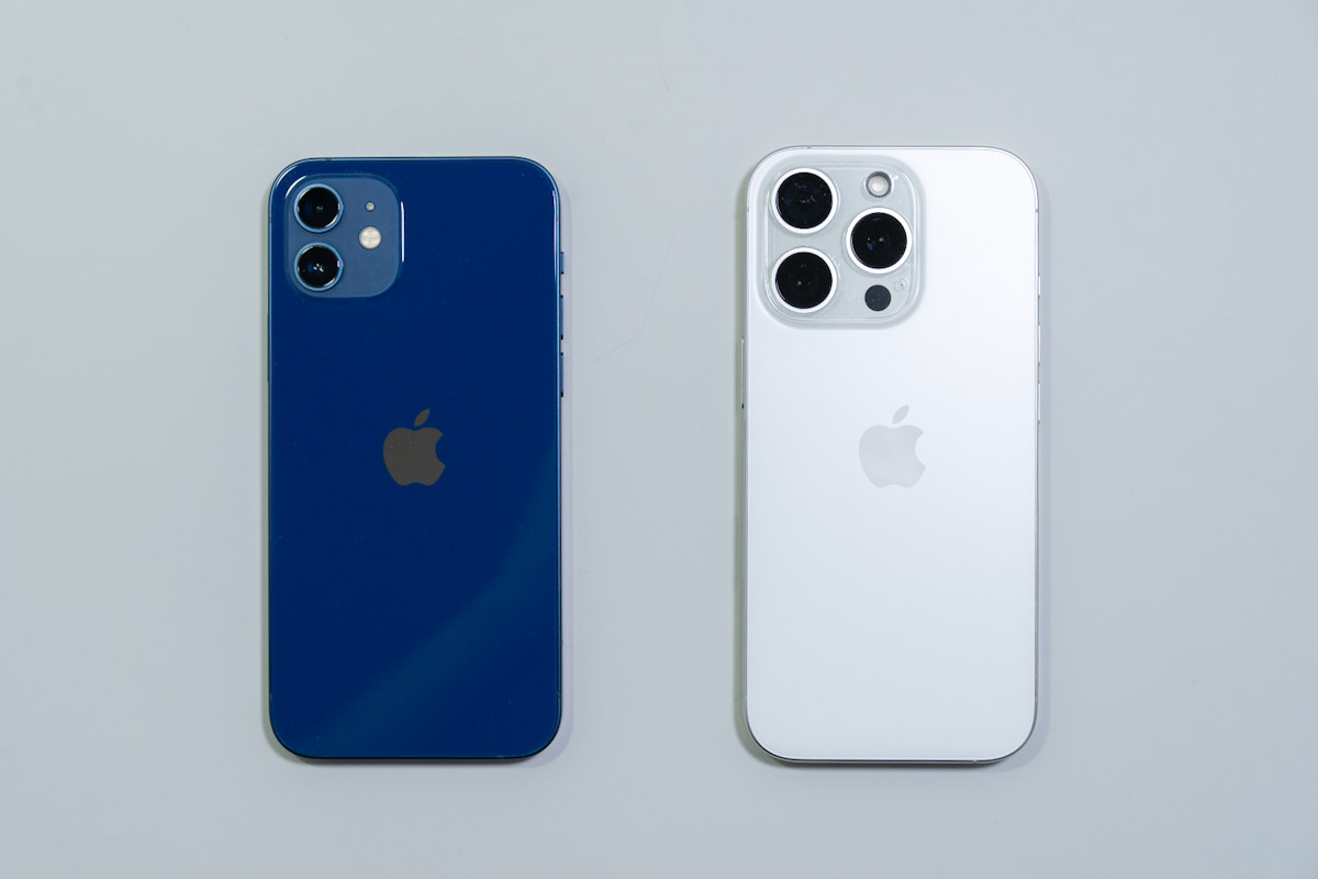 iPhone 16 ProとiPhone 12