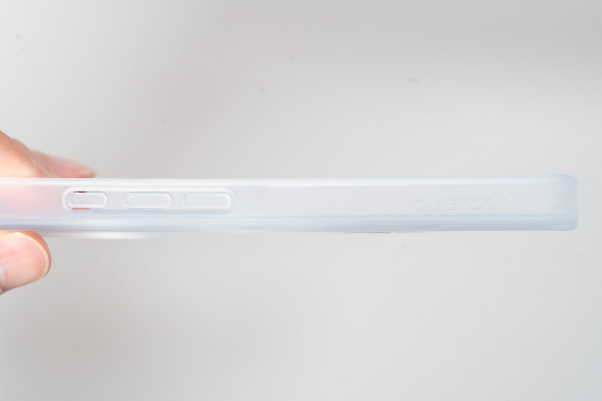 CASEKOO MagicStand Proの側面
