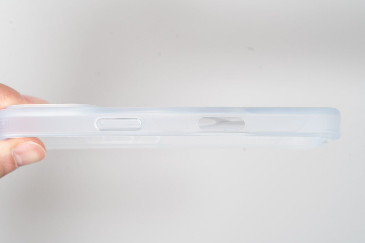 CASEKOO MagicStand Proの側面