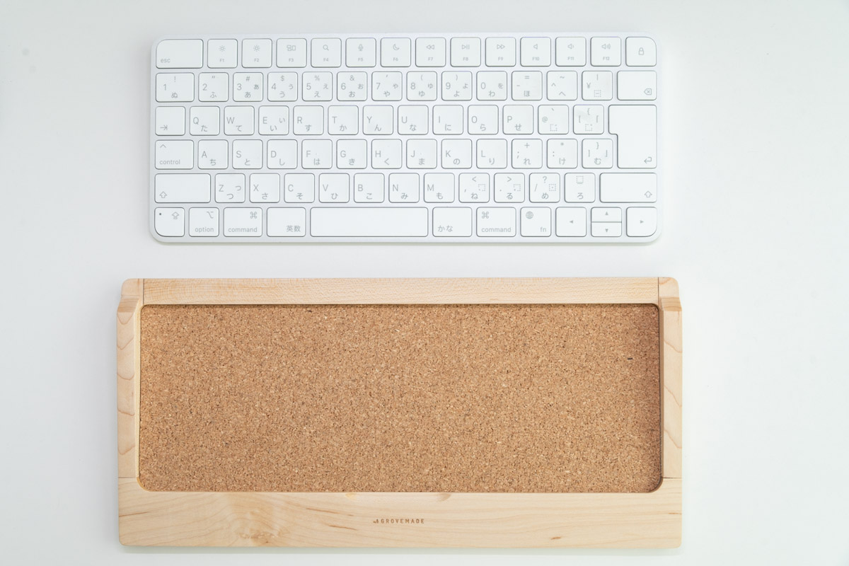 GROVEMADEのキーボードトレイ