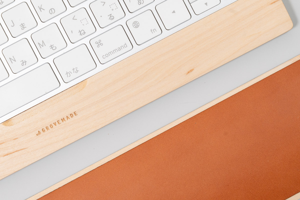 GROVEMADEのキーボードトレイとリストレスト