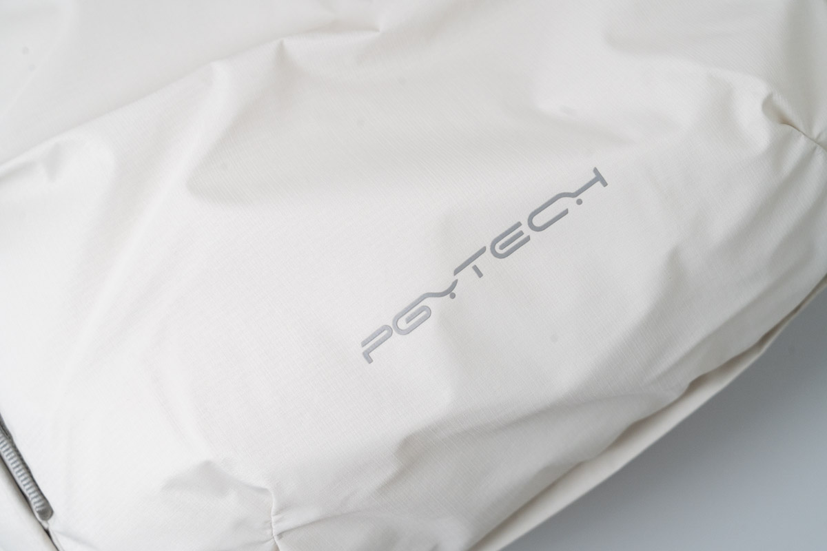 PGYTECH OneGo Rope Strap Bagのロゴ