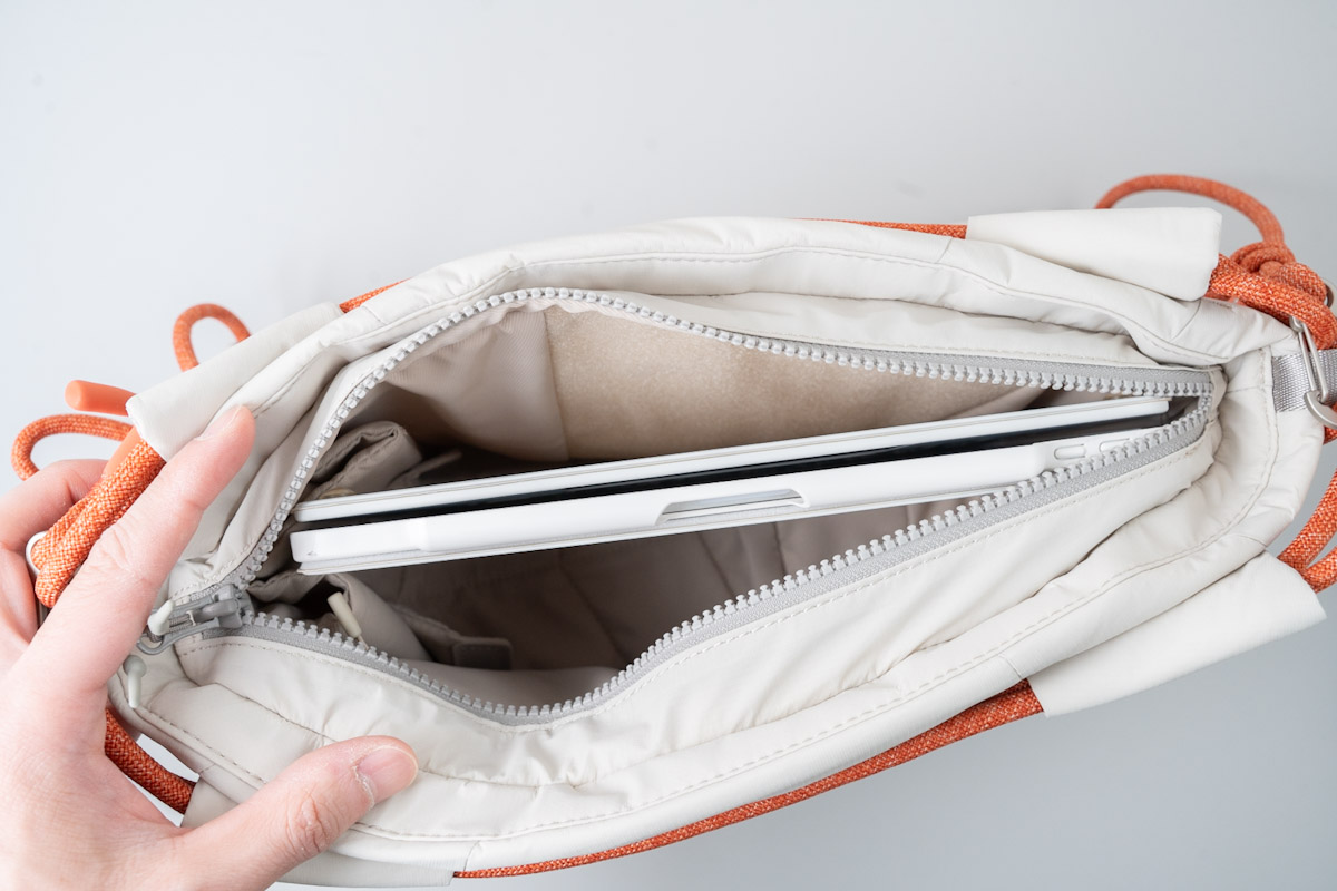 PGYTECH OneGo Rope Strap BagとiPad Pro 11インチ