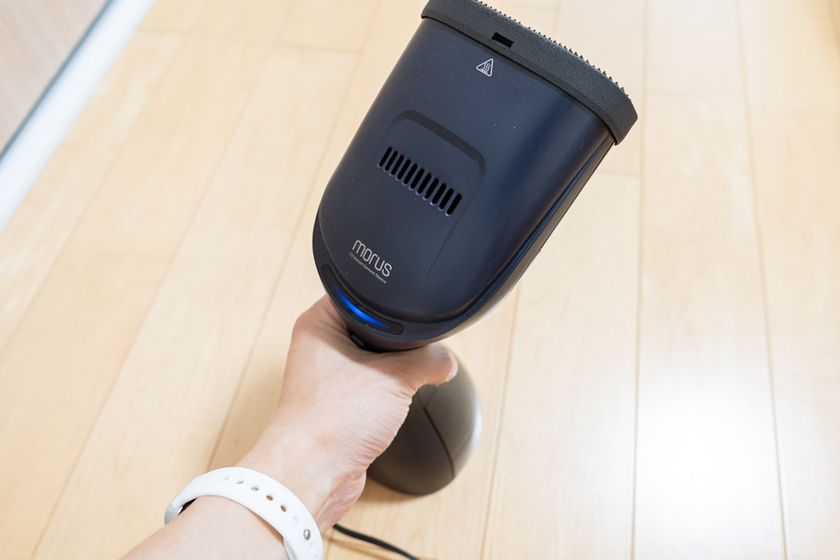 吸着式衣類スチーマー Morus V3