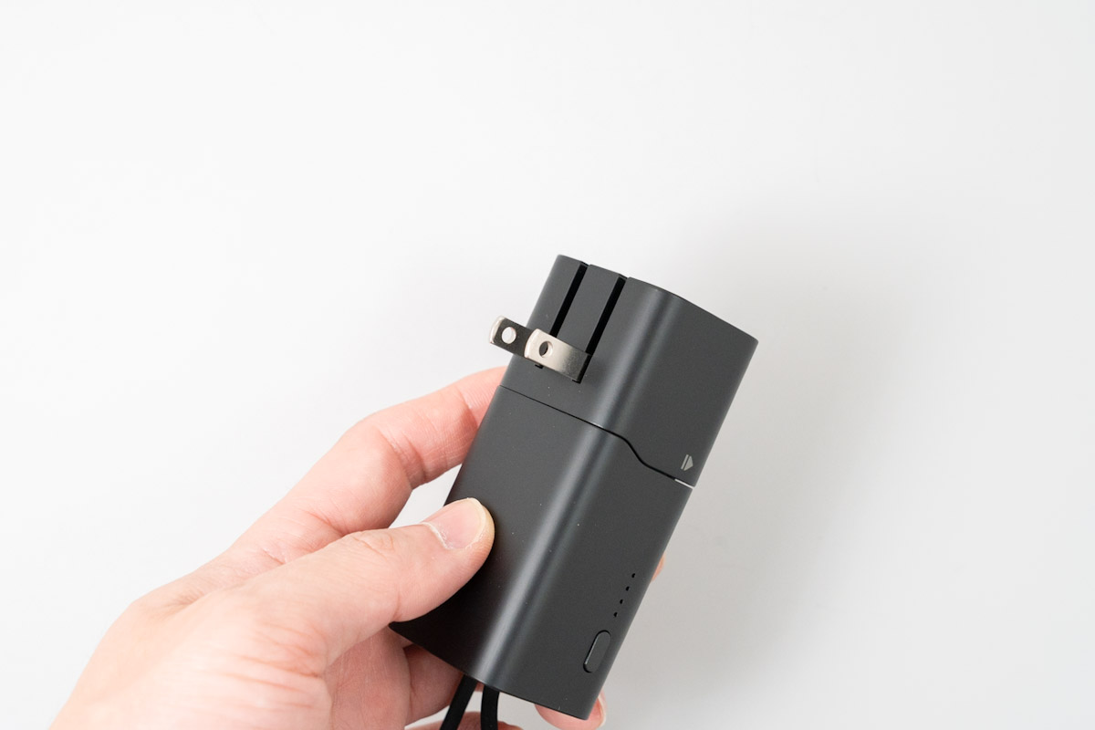 RORRY コンセント一体型モバイルバッテリー CB02