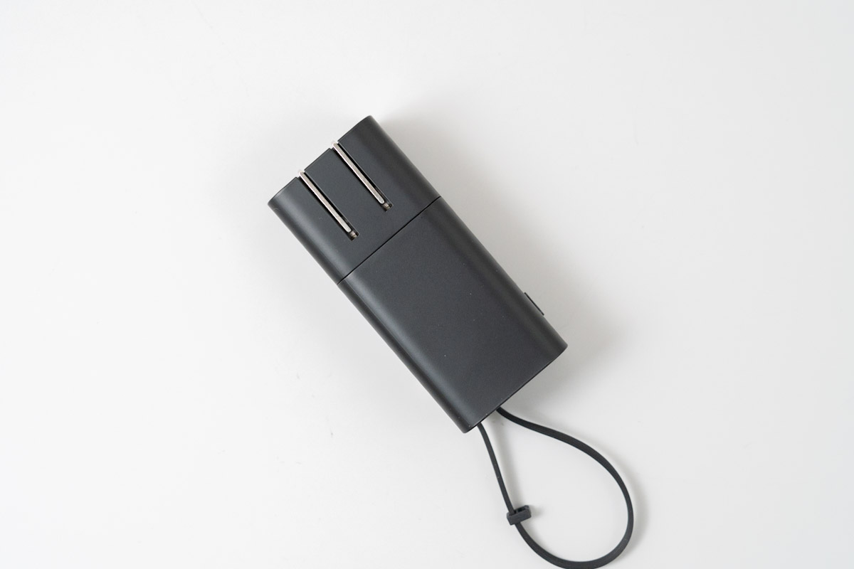 RORRY コンセント一体型モバイルバッテリー CB02