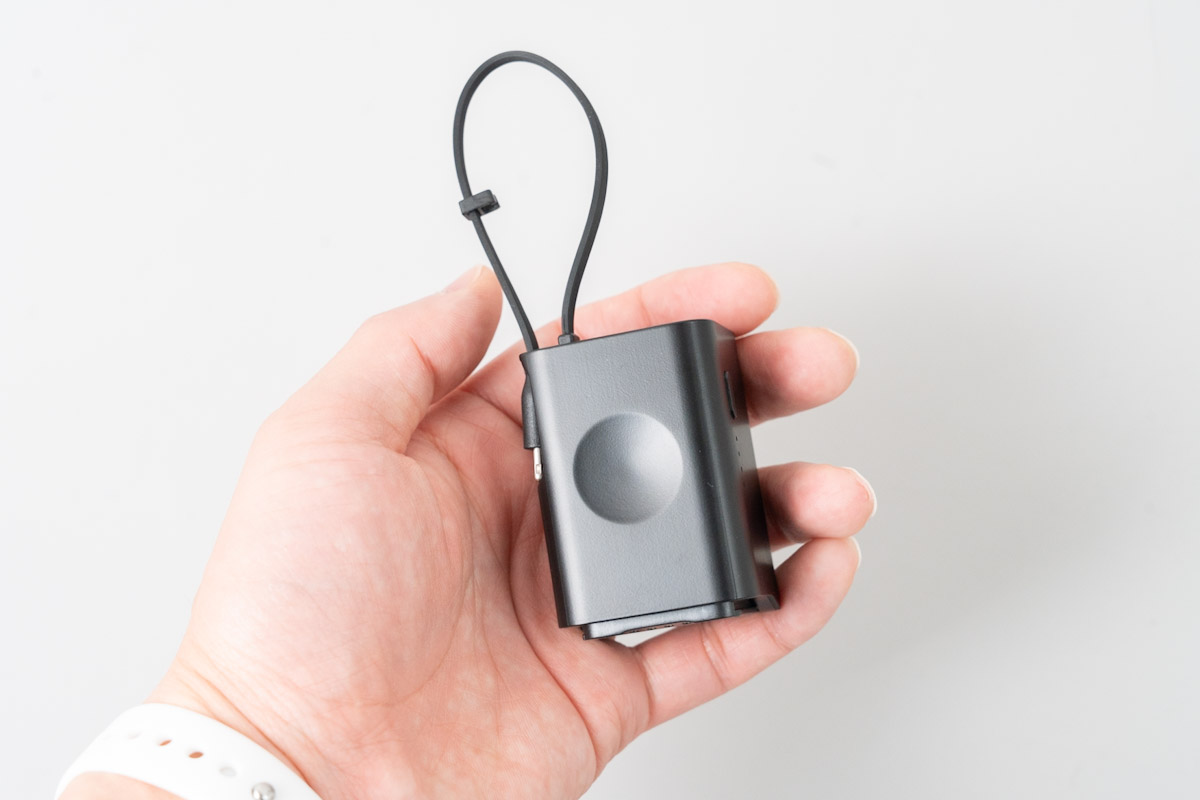 RORRY コンセント一体型モバイルバッテリー CB02
