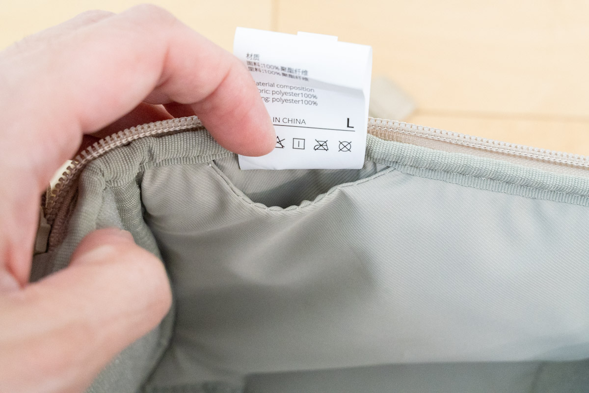 PGYTECH OneGo Lite Backpackのエアタグ専用ポケット