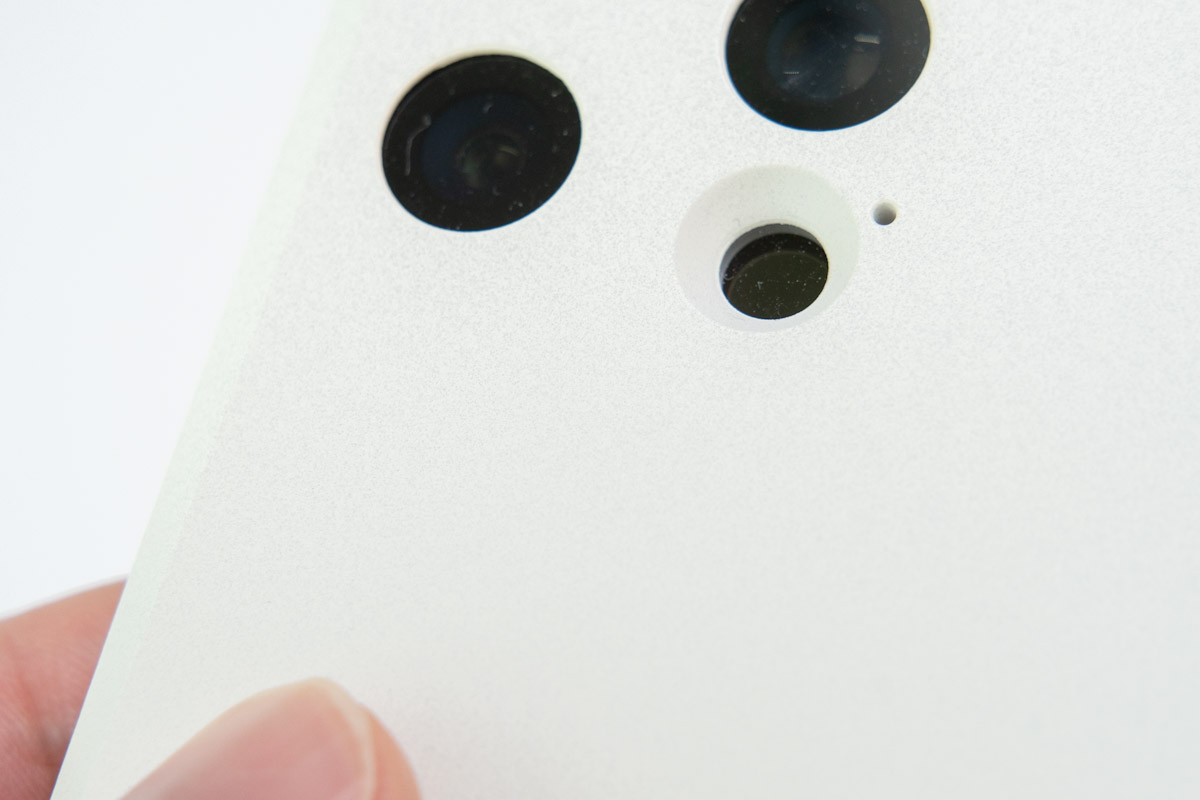 MYNUS iPhone 16 Pro MAGBACK