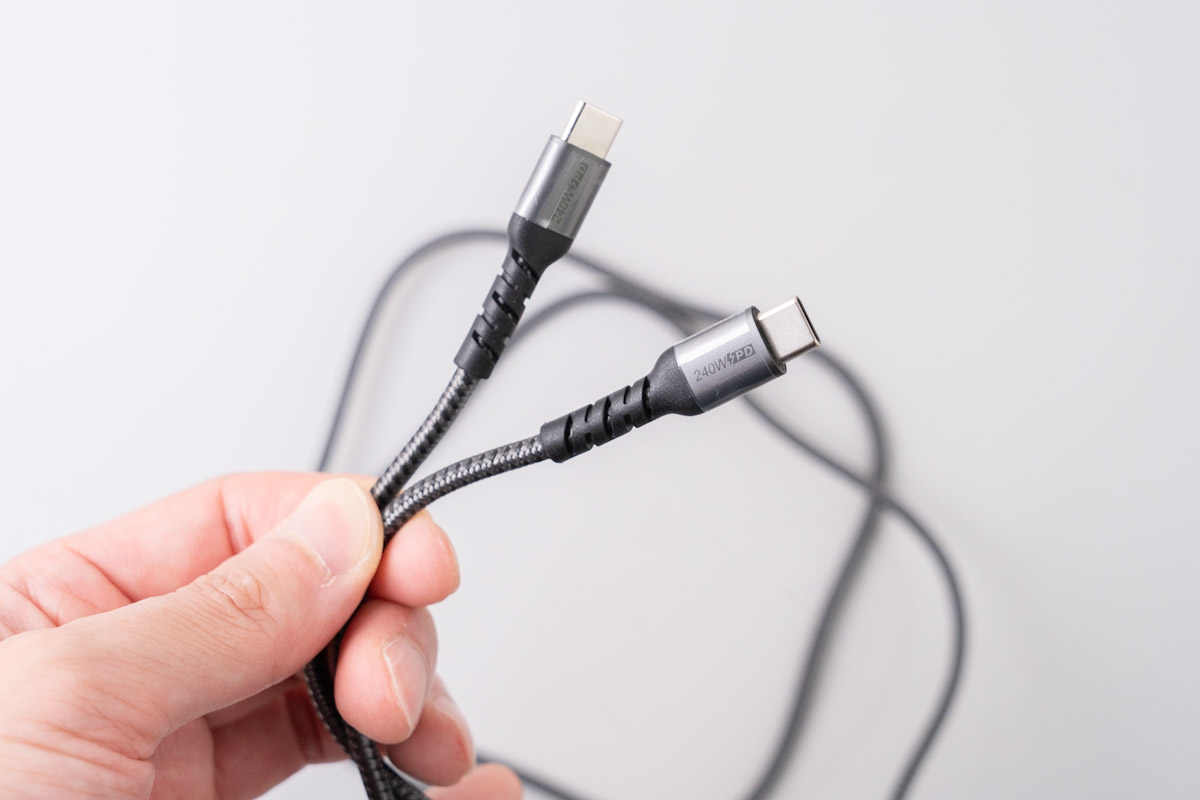 SHARGEEK 170付属の充電用ケーブル