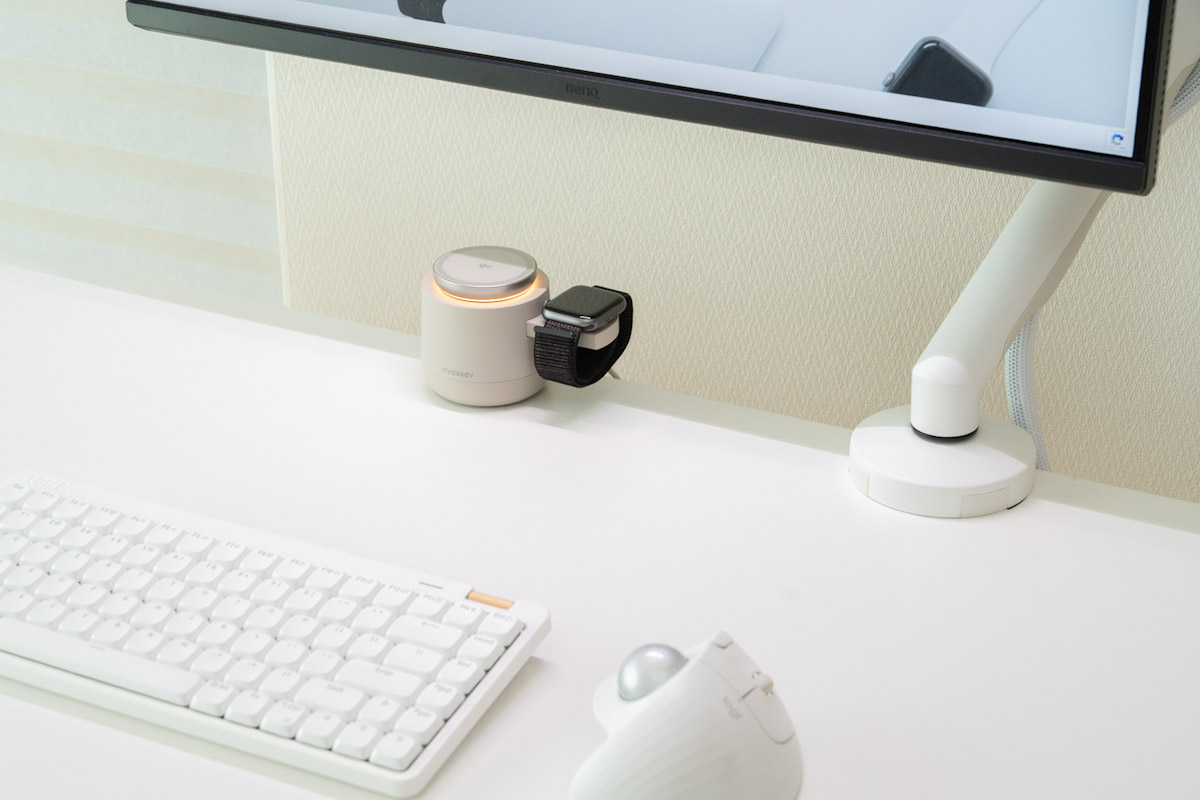 THREEKEY 4in1 マグネット無線充電ステーションはライティングも魅力