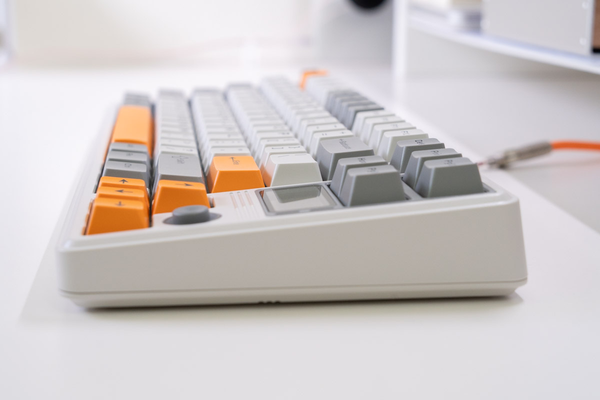 EPOMAKER RT85を横から