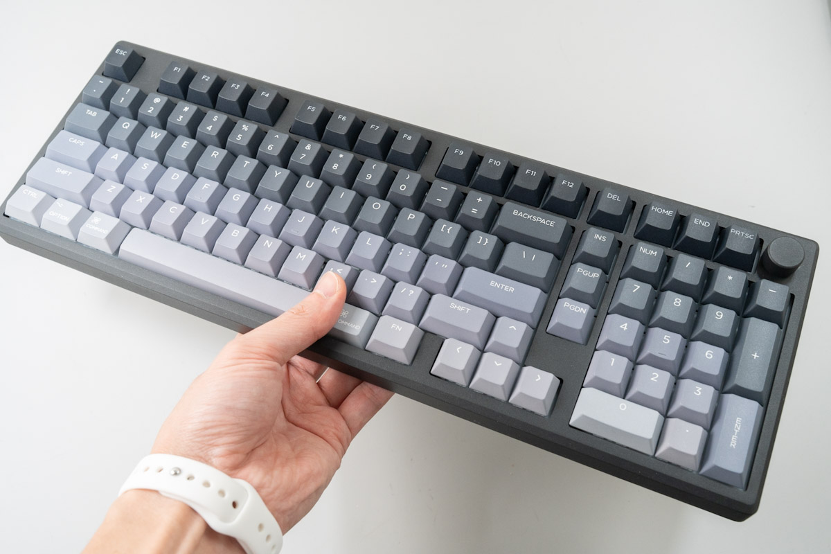 EPOMAKER Galaxy100 Liteは重たい
