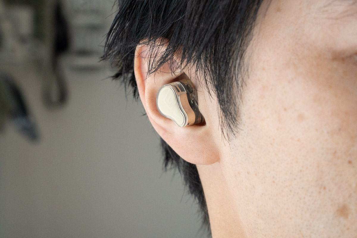 SOUNDPEATS H3を装着したところ