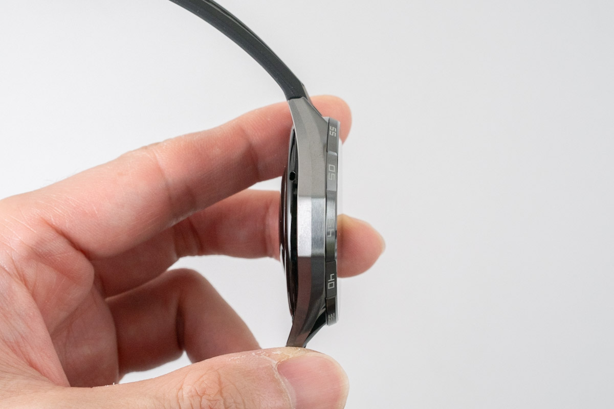 HUAWEI Watch GT 6の側面