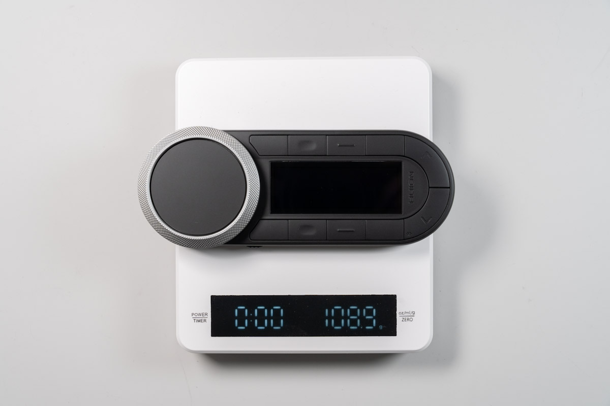 HUION Keydial Remote K40の重さ