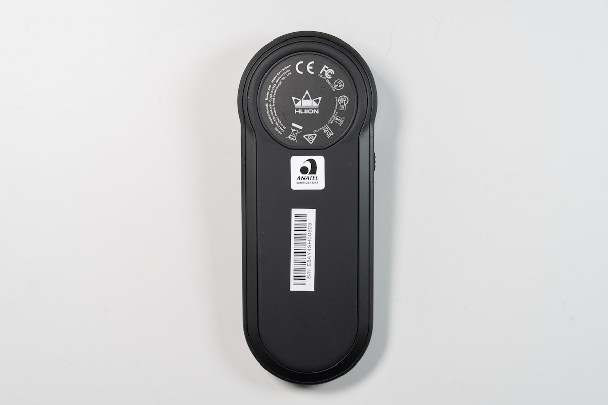 HUION Keydial Remote K40の裏面