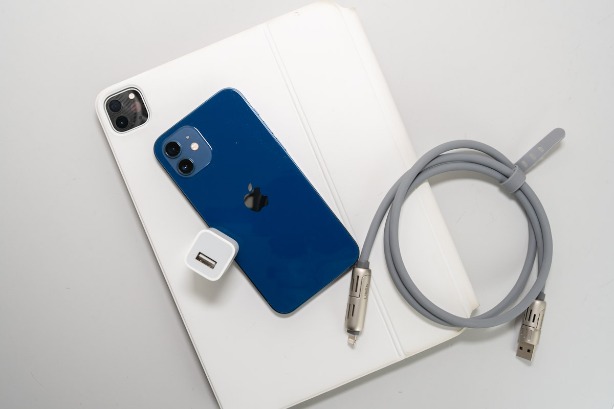 LISEN マルチ充電ケーブル 4in1