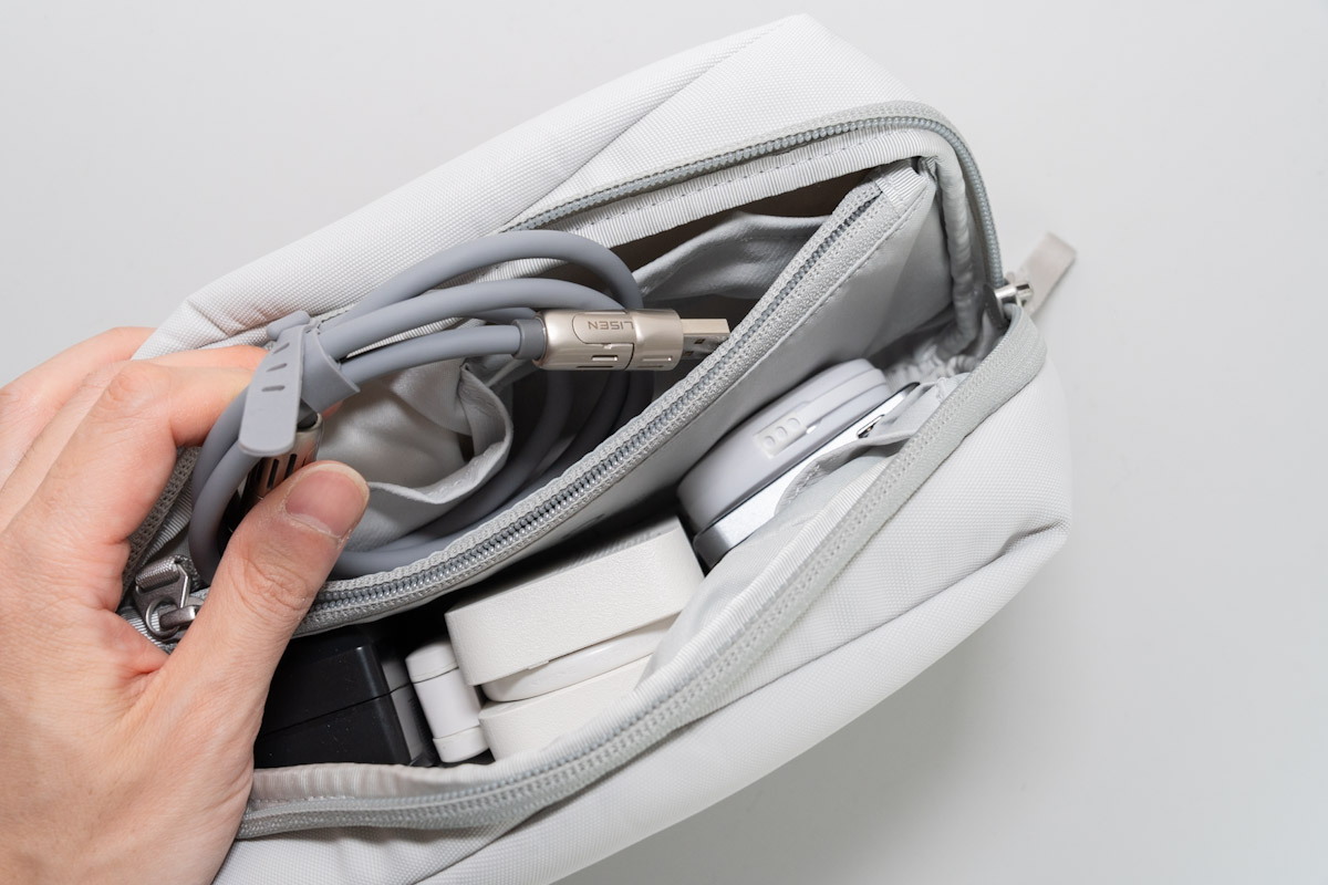 LISEN マルチ充電ケーブル 4in1