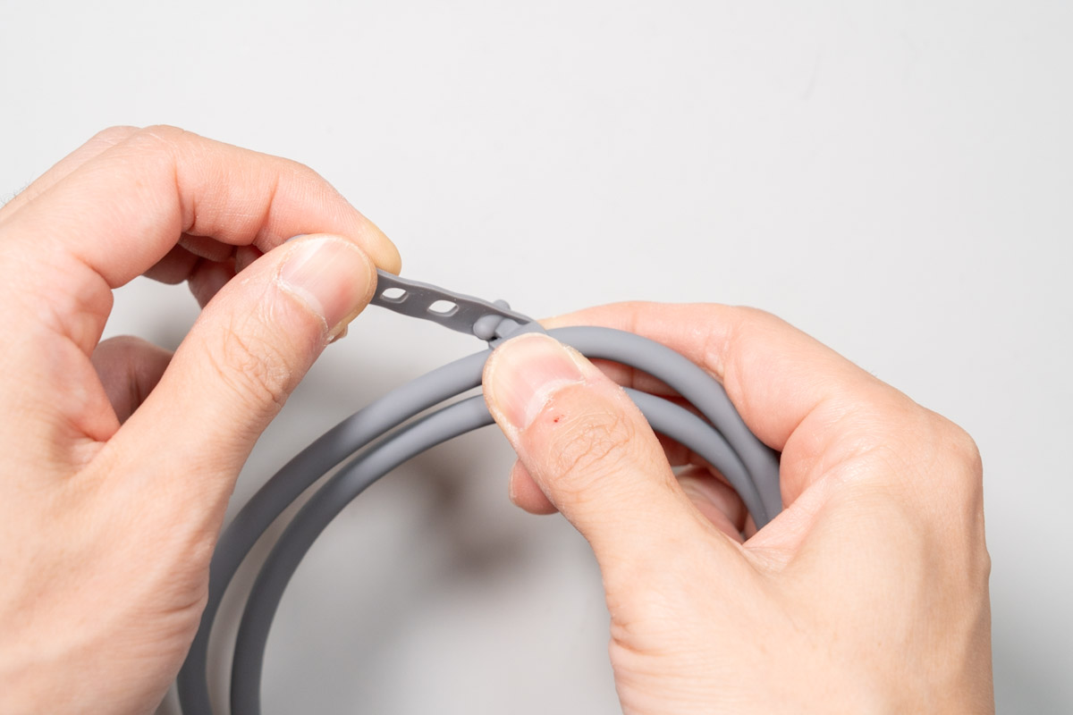 LISEN マルチ充電ケーブル 4in1