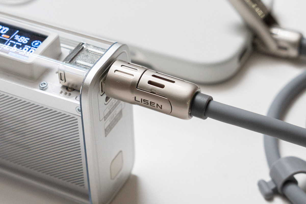 LISEN マルチ充電ケーブル 4in1