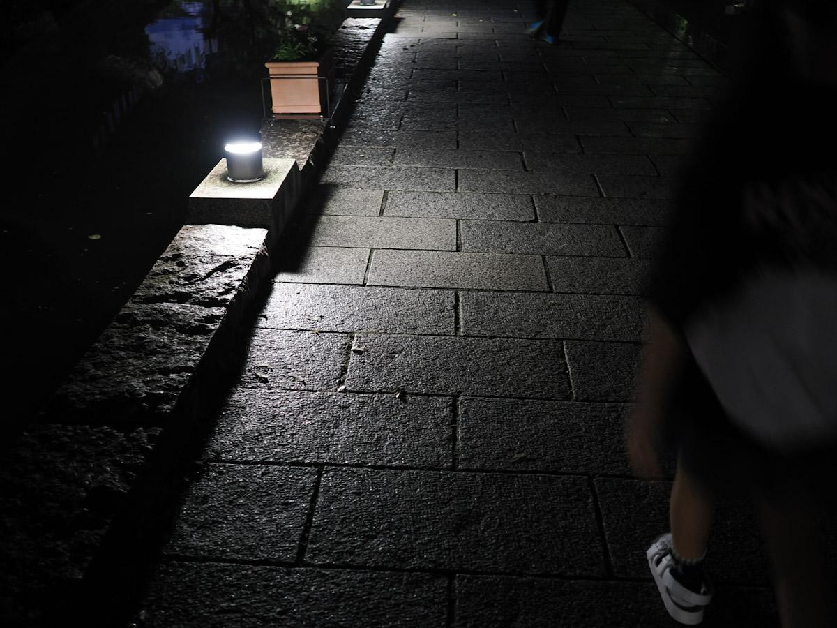 OM SYSTEM OM-3で撮影した夜スナップ