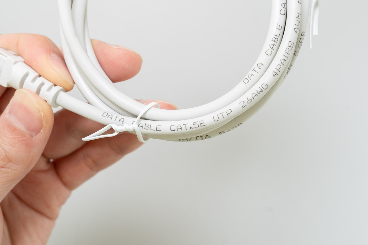 ZTE Sora AX3000付属のLANケーブル