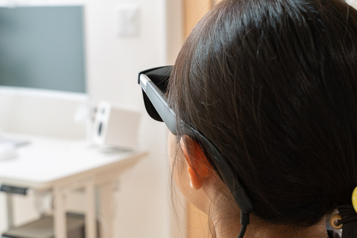 ARグラスは子供も感動