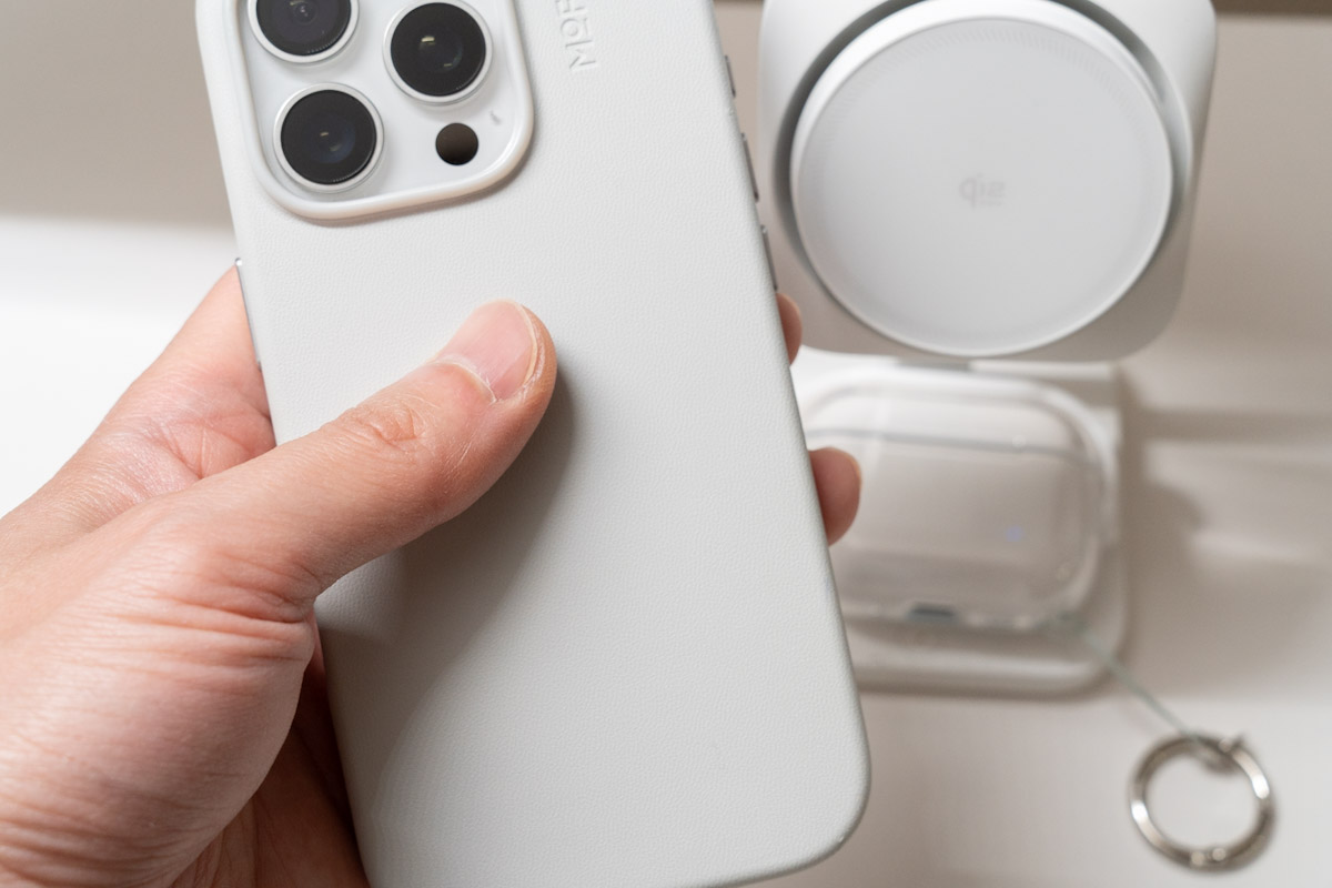 ESR 3-in-1 マグネット充電ステーション