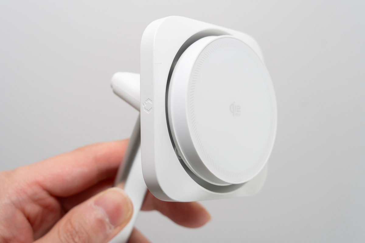 ESR 3-in-1 マグネット充電ステーション