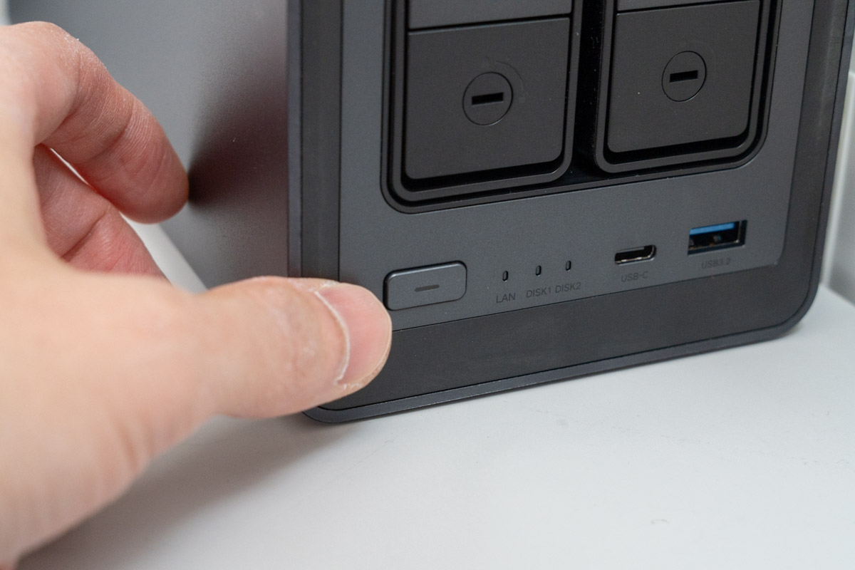 UGREEN NASync DXP2800