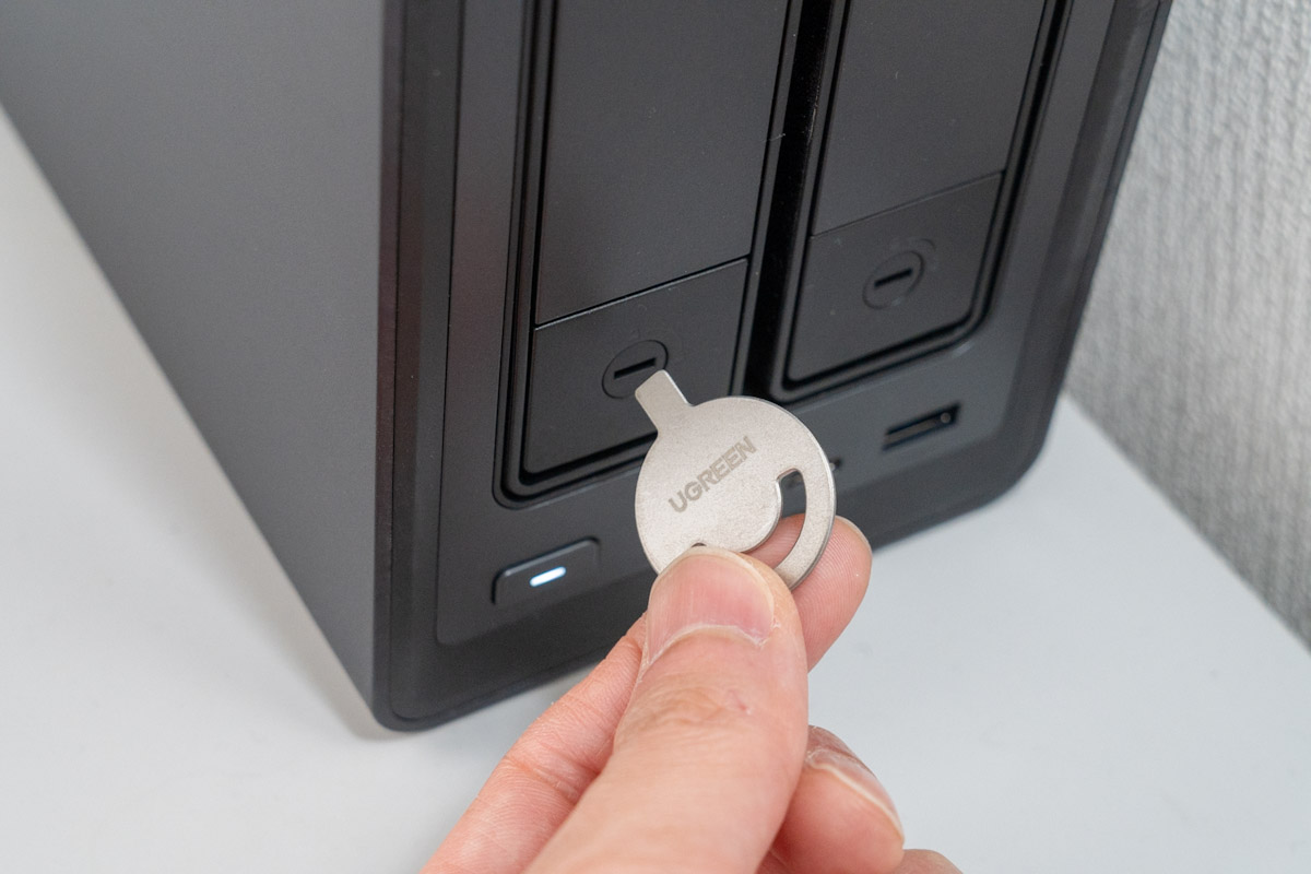 UGREEN NASync DXP2800