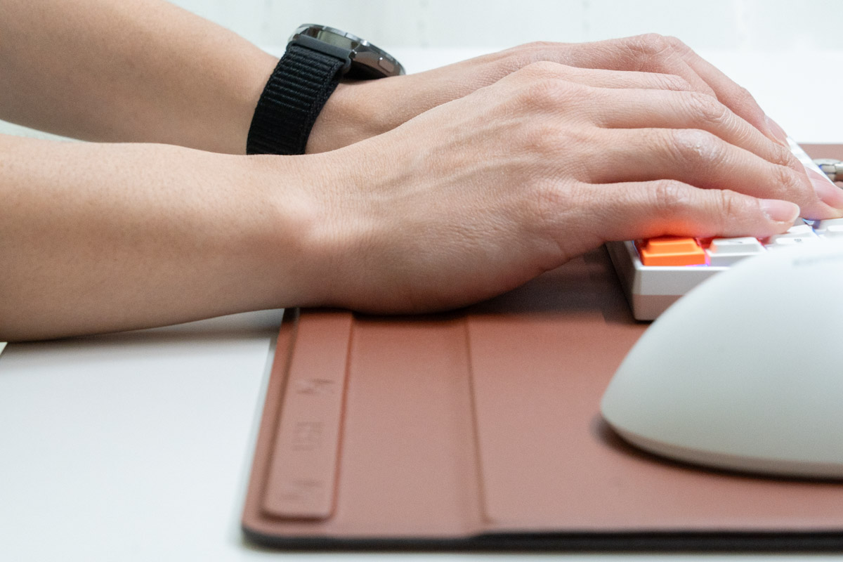 MOFT スマートデスクマット