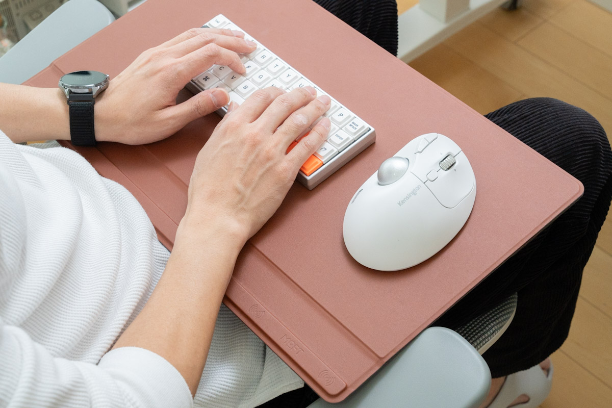 MOFT スマートデスクマット