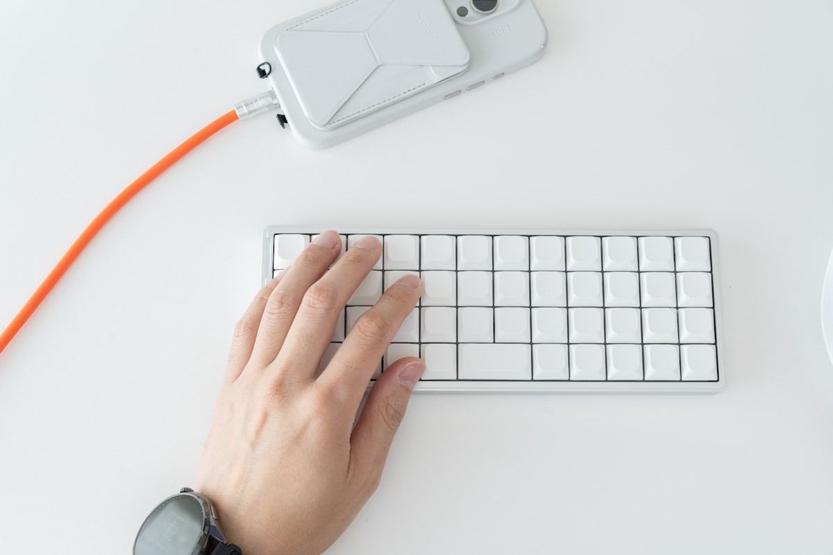 シリコンケーブル