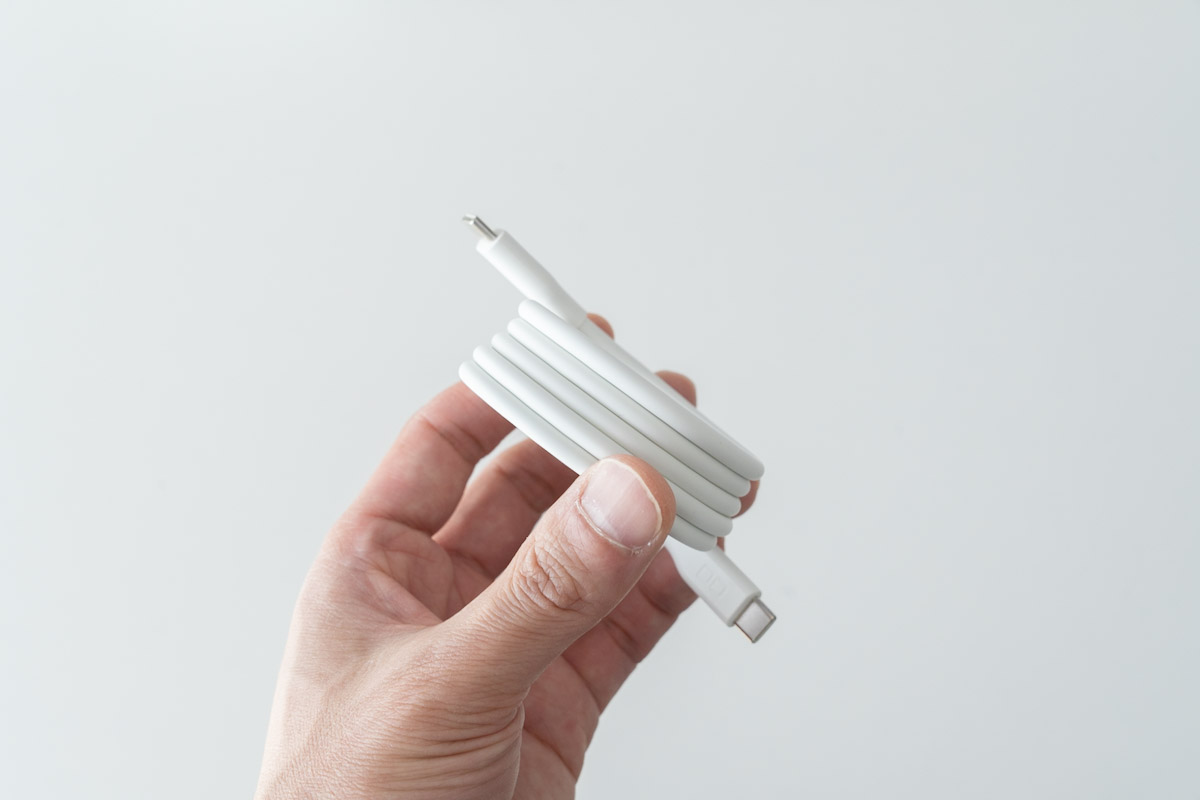 スパイラルシリコンケーブル