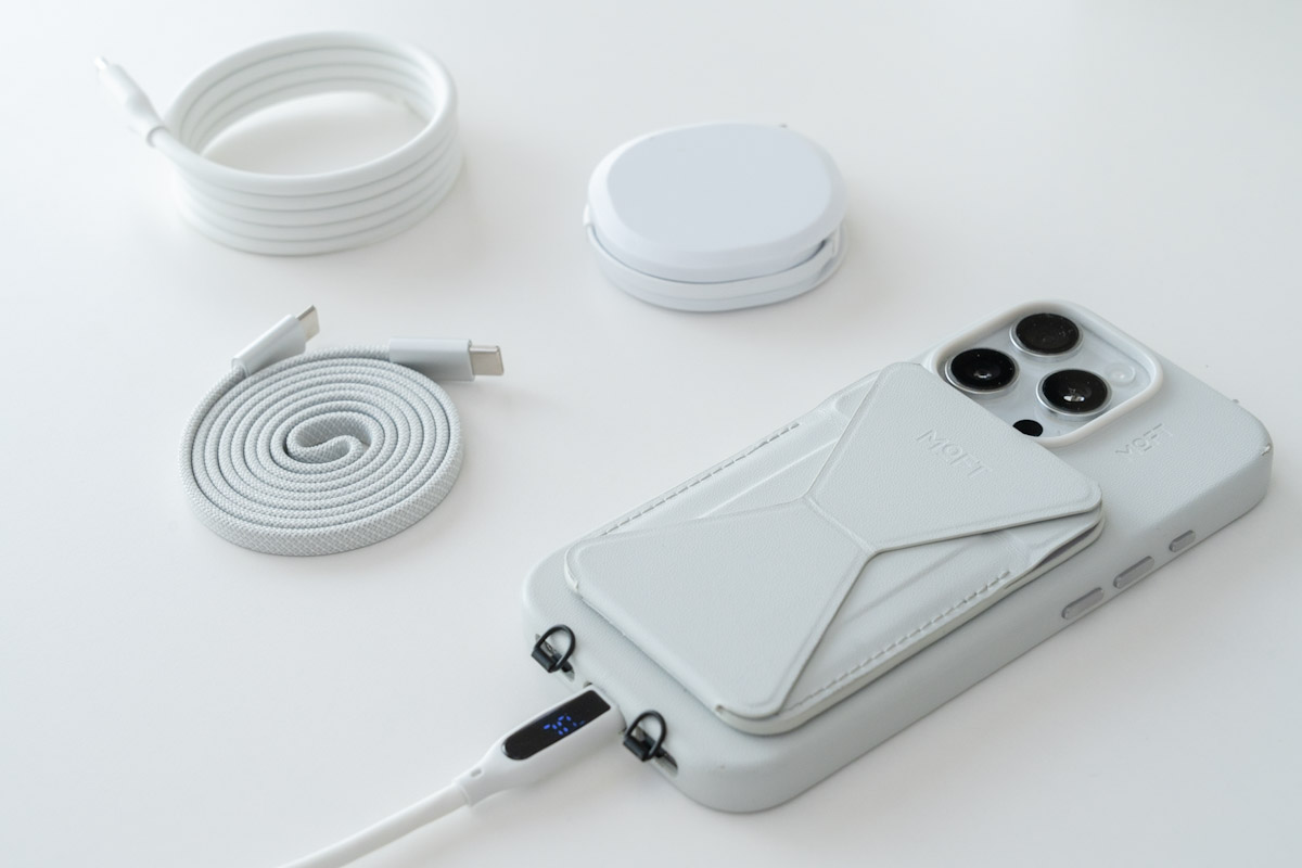 充電用ケーブルたち