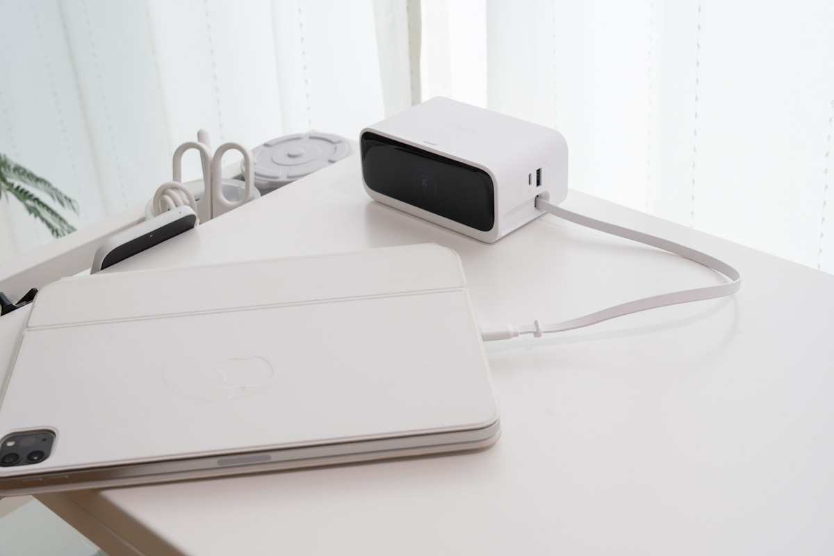 Anker Nano Charging Station (7-in-1, 100W, 巻取り式 USB-C ケーブル)