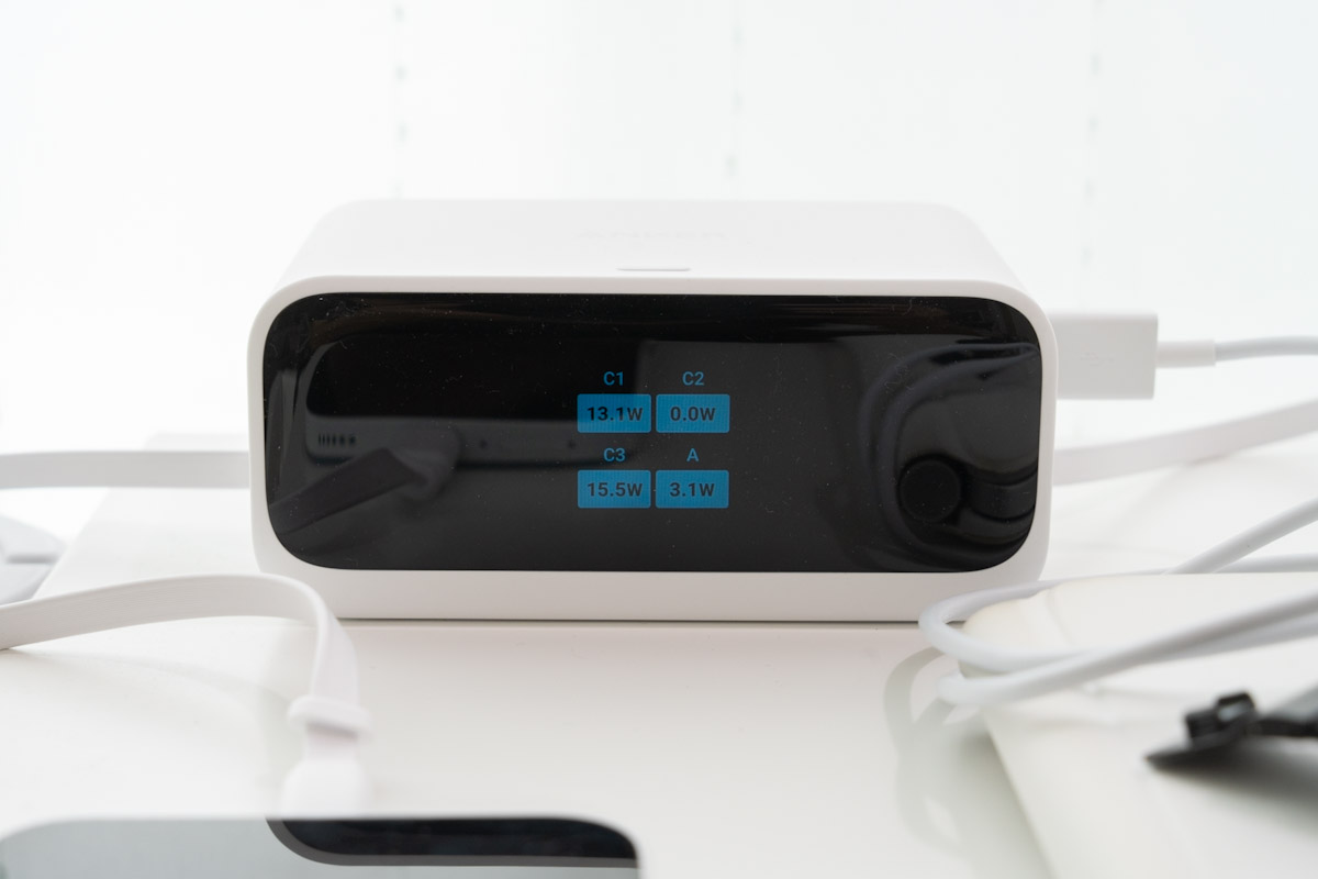 Anker Nano Charging Station (7-in-1, 100W, 巻取り式 USB-C ケーブル)