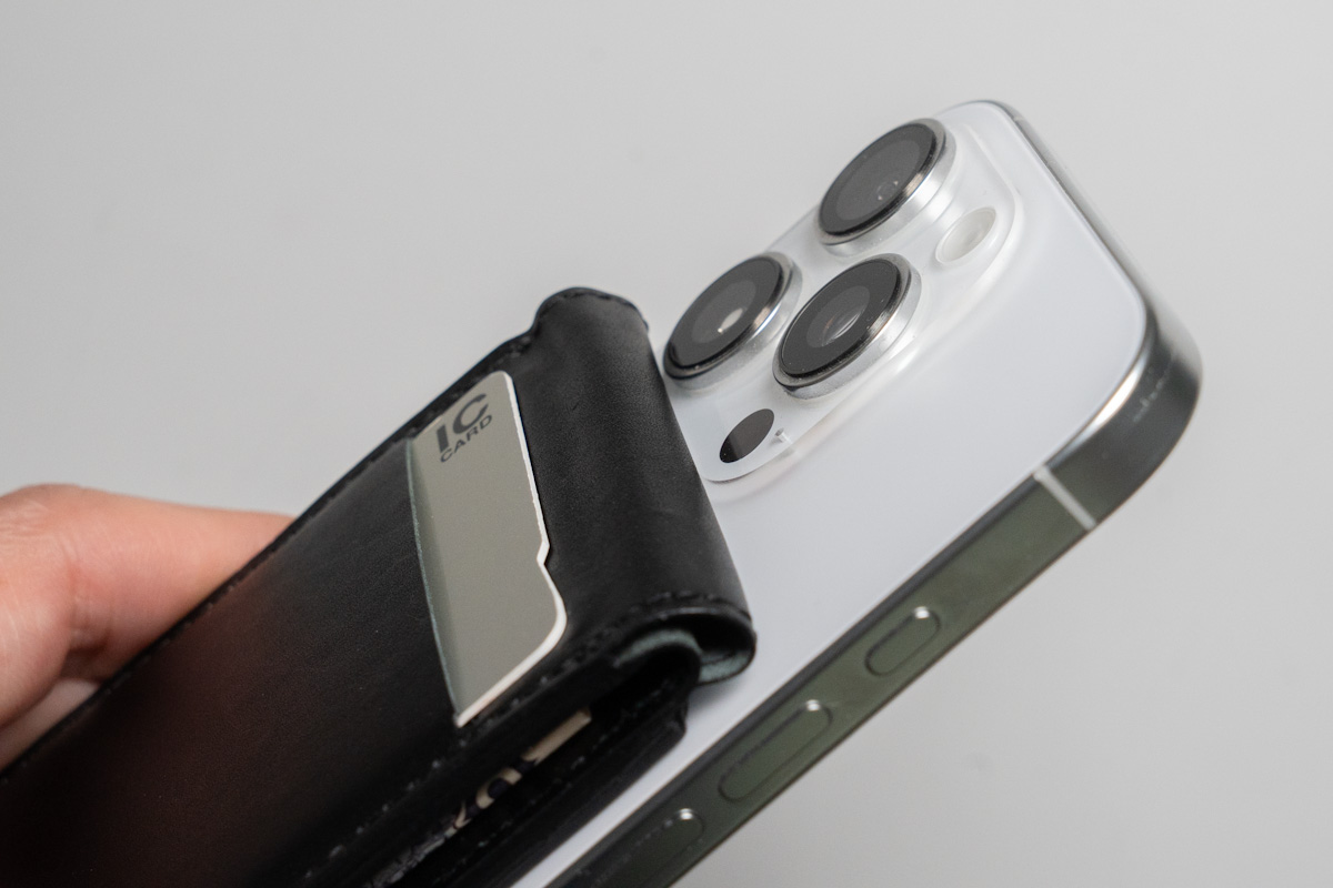Molid MagSafe Wallet