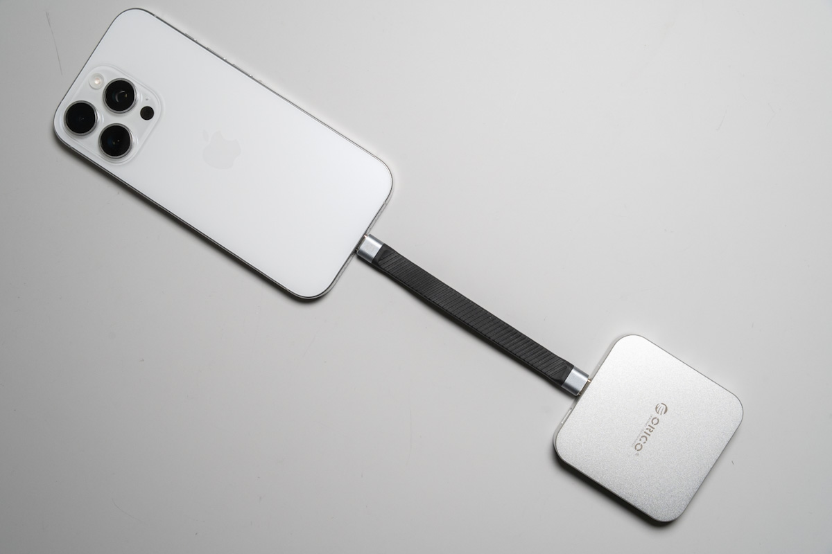 ORICO マグネット式 M.2 ドッキングステーション 8-IN-1 USB C ハブ（MG7）