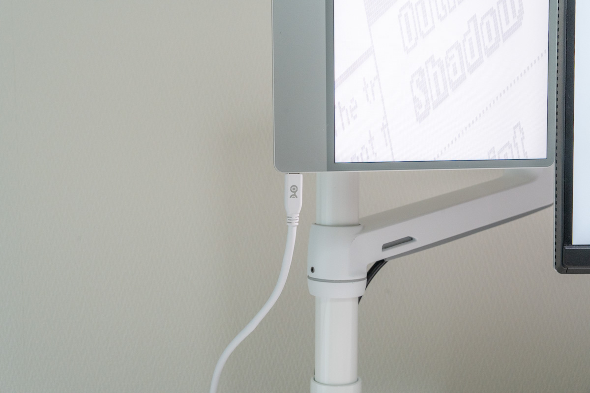M1 MacBookAirをデュアルモニター化