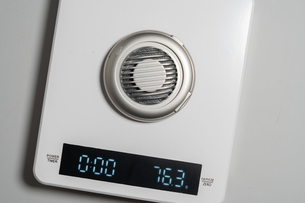 Cyclone 25Wの重さを測定。電子スケールの表示は76.3g