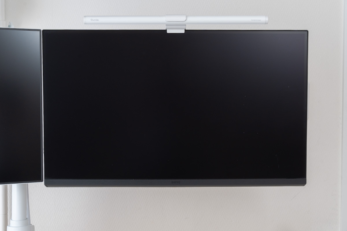メインモニターとして使用している27インチ4KモニターのBenQ MA270U